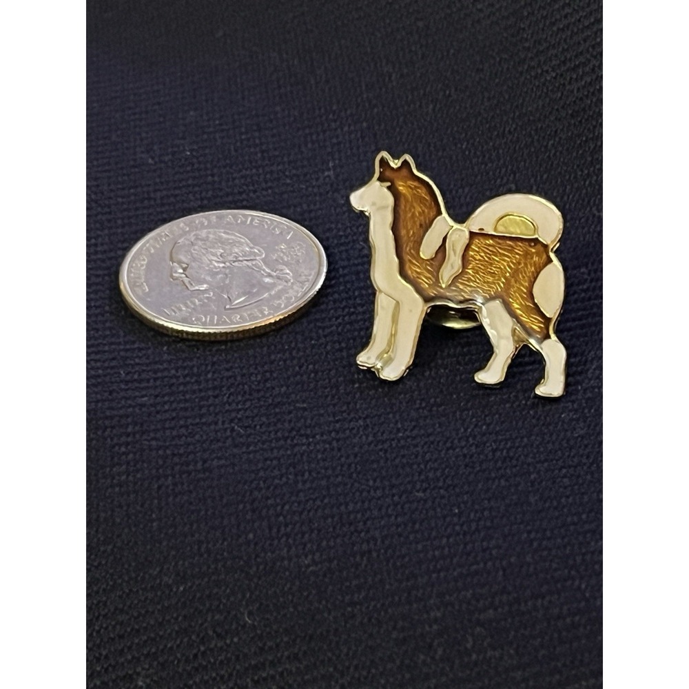 Vintage Dog Akita Enamel Lapel Hat Pin